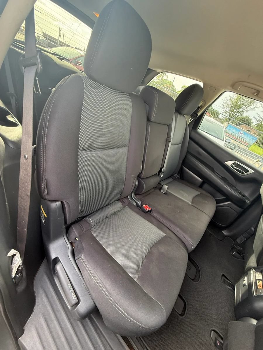 Used 2020 Nissan Pathfinder SV FWD image 14