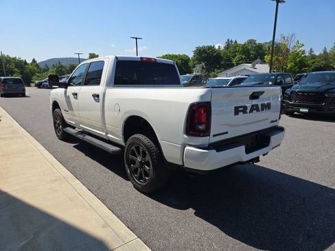 Used 2026 RAM 2500 Big Horn AWD/4WD image 4