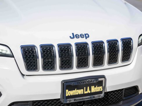 Used 2022 Jeep Cherokee Latitude Lux w/ Sun & Sound Group FWD image 5