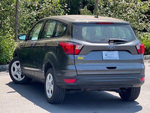 Used 2019 Ford Escape S FWD image 3