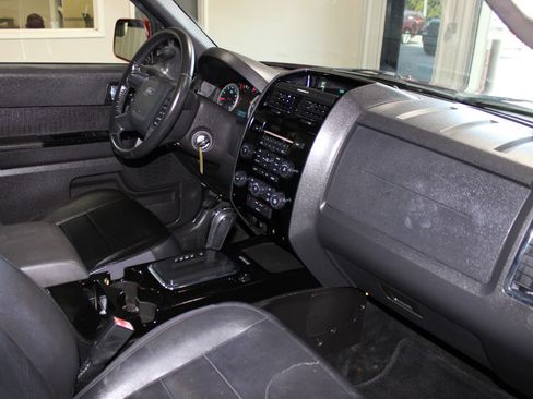 Used 2012 Ford Escape Limited FWD image 25