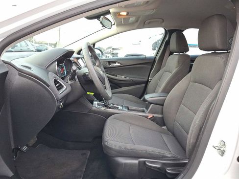 Certified 2017 Chevrolet Cruze LT image 23
