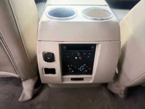 Used 2013 Ford Expedition Limited image 14