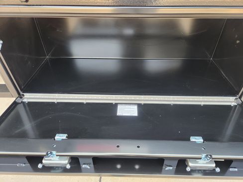 New 2025 Chevrolet Low Cab Forward image 33