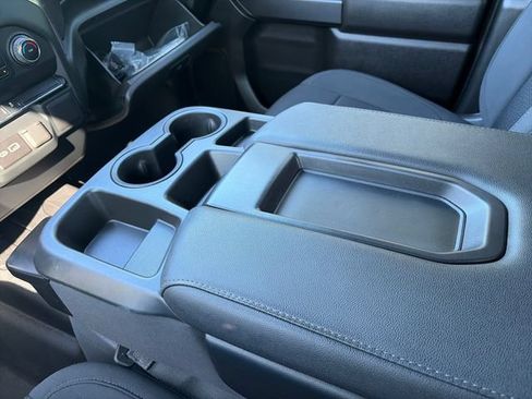 Used 2022 Chevrolet Silverado 2500 Custom w/ Custom Value Package AWD/4WD image 21