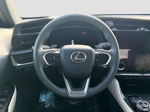 Used 2023 Lexus RZ 450e Premium w/ Technology Package AWD/4WD image 18