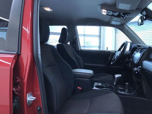 Certified 2020 Toyota 4Runner TRD Off-Road image 23