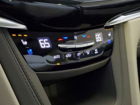 New 2025 Cadillac XT6 Premium Luxury image 26