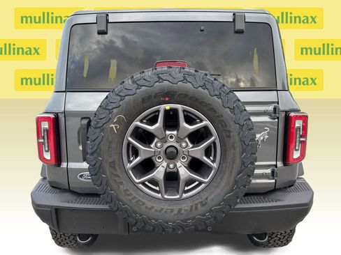 New 2025 Ford Bronco Badlands image 14