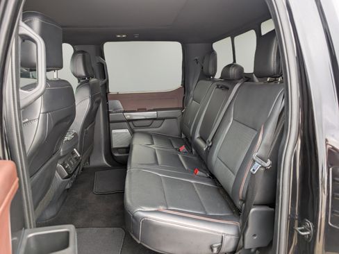 Used 2021 Ford F150 Lariat w/ Equipment Group 502A High image 11