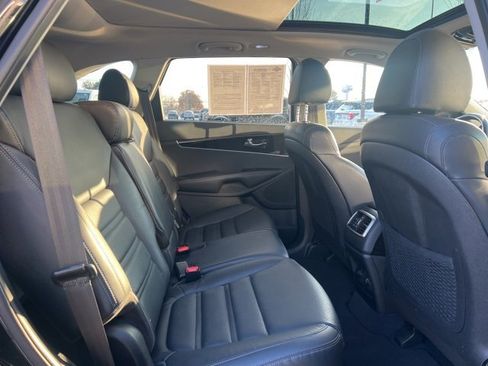 Used 2020 Kia Sorento EX image 10