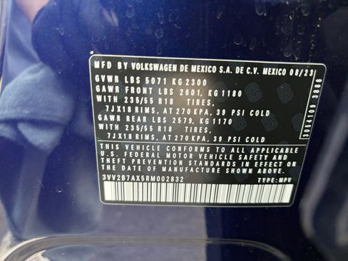 Used 2024 Volkswagen Tiguan SE AWD/4WD image 25