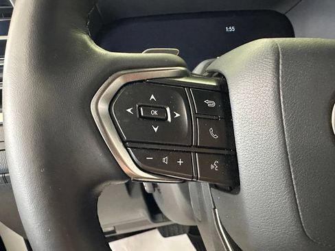 Used 2024 Lexus GX 550 AWD/4WD image 7