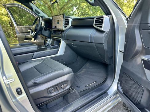 Used 2023 Toyota Tundra Platinum AWD/4WD image 30
