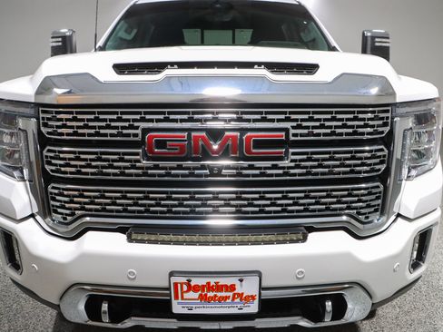Used 2021 GMC Sierra 2500 Denali w/ Technology Package AWD/4WD image 4
