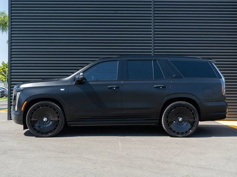 Used 2026 Cadillac Escalade Sport w/ Touring Package AWD/4WD image 2