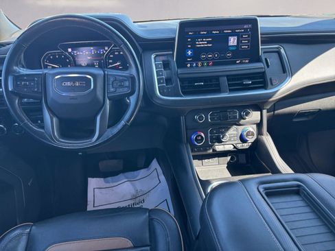 Used 2021 GMC Yukon AT4 w/ AT4 Premium Plus Package image 10
