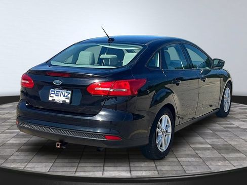 Used 2015 Ford Focus SE FWD image 7