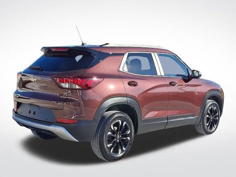Certified 2022 Chevrolet TrailBlazer LT w/ Convenience Package image 6