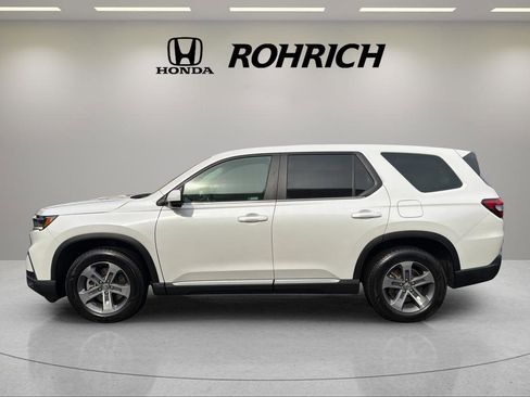 Used 2023 Honda Pilot EX-L image 9