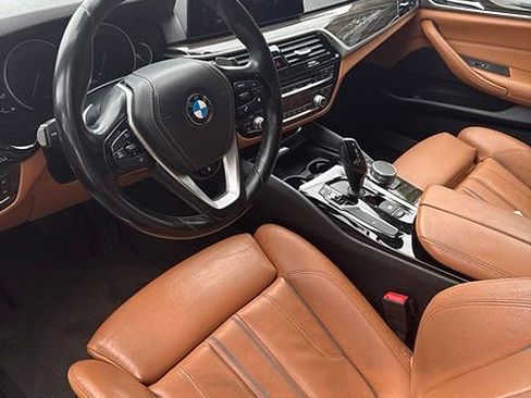Used 2017 BMW 530i xDrive AWD/4WD image 6