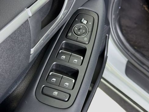 Used 2025 Hyundai Sonata SE FWD image 20