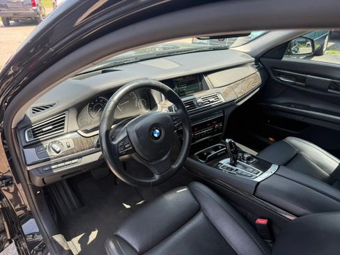 Used 2013 BMW 750Li xDrive AWD/4WD image 11