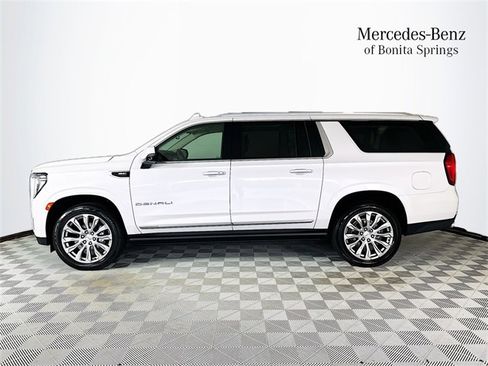 Used 2023 GMC Yukon XL Denali image 4