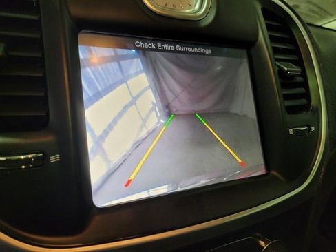 Used 2015 Chrysler 300 Touring w/ Limited Group image 12