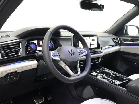 New 2026 Volkswagen Atlas Cross Sport SEL Premium R-Line image 15