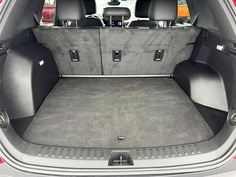 Used 2025 Chevrolet Equinox LT w/ Convenience Package II FWD image 18