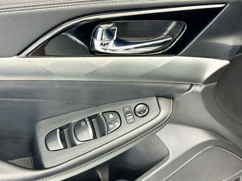 Used 2023 Nissan Maxima SV w/ Floor Mat Group FWD image 22