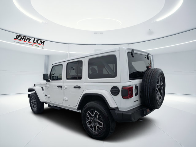 Certified 2026 Jeep Wrangler Unlimited Sahara AWD/4WD image 5