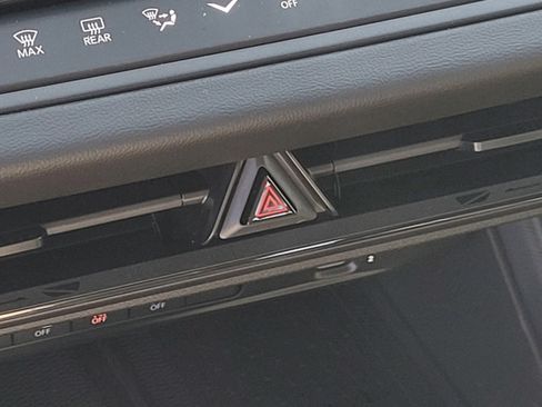 New 2024 Dodge Charger R/T w/ Plus Group image 20