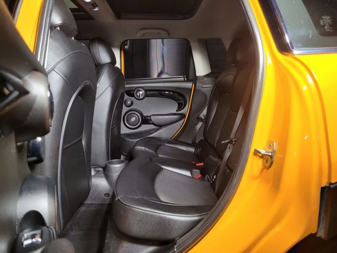 Used 2015 MINI Cooper S image 42