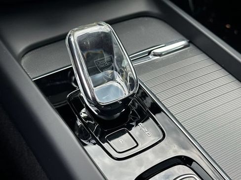 Certified 2023 Volvo S60 B5 Ultimate w/ Climate Package FWD image 20