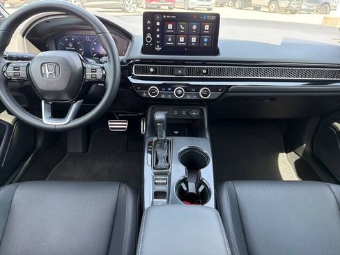 Used 2025 Honda Civic Sport Touring image 9