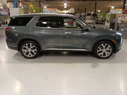 Used 2022 Hyundai Palisade SEL w/ 8P Bench Seat Package AWD/4WD image 14