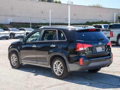 Used 2014 Kia Sorento LX w/ Premium Package FWD image 7