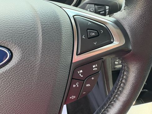 Used 2019 Ford Fusion Titanium image 13