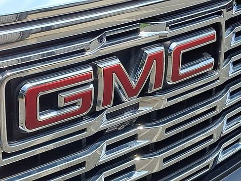 Used 2023 GMC Sierra 1500 Denali AWD/4WD image 29