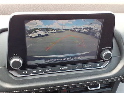 Certified 2023 Nissan Rogue SV AWD/4WD image 19