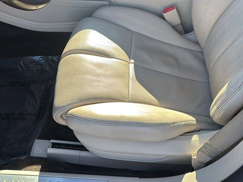 Used 2017 Lincoln Continental Reserve w/ Climate Package image 24