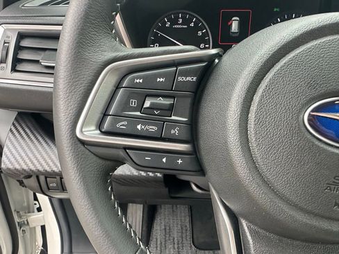 Used 2025 Subaru Ascent Premium image 27