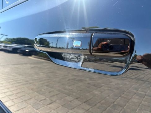 Used 2024 GMC Hummer EV 2X AWD/4WD image 10