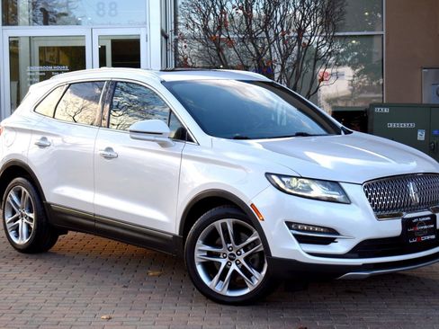 Used 2019 Lincoln MKC Reserve w/ MKC Climate Package image 3