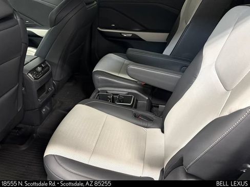 Certified 2025 Lexus TX 500h AWD w/ Technology Package image 22