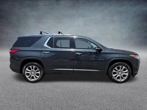 Used 2018 Chevrolet Traverse Premier AWD/4WD image 6