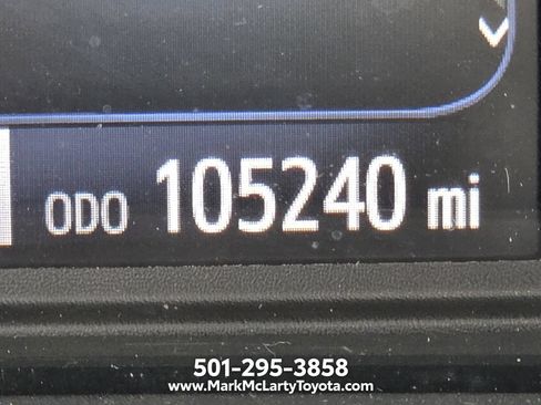 Used 2019 Toyota Sienna SE FWD image 21