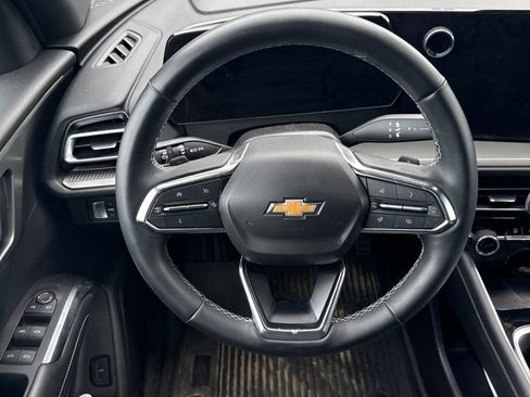 Used 2024 Chevrolet Traverse LT w/ LPO, Floor Liner Package AWD/4WD image 10